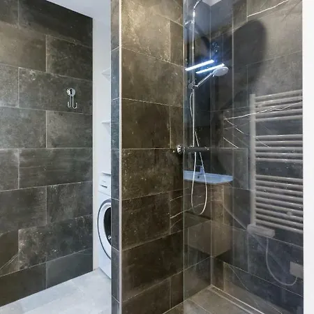 Standing Piscine Proche Loisirs Apartamento