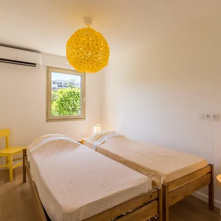 Standing Piscine Proche Loisirs Appartamento Antibes